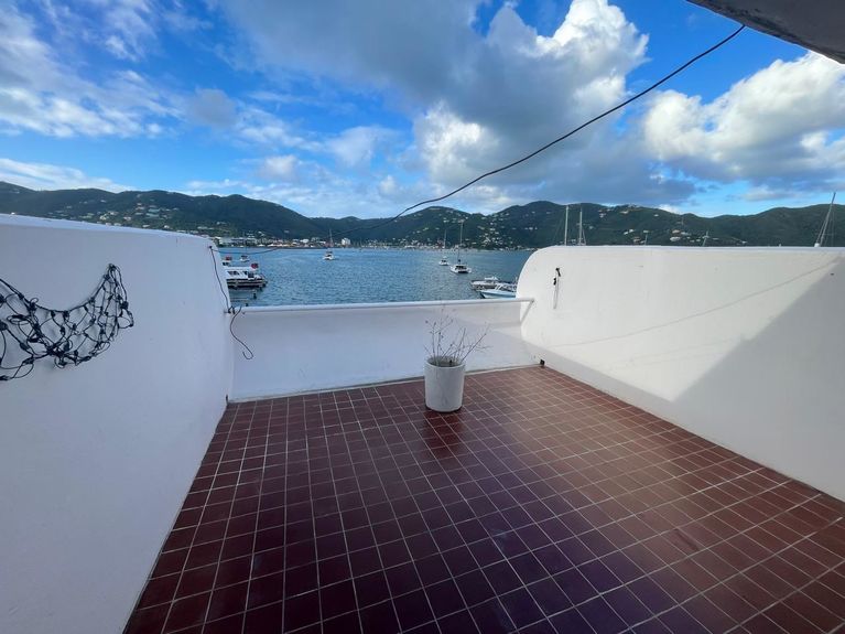 WhatsApp Image 2025-03-18 at 23.53.46_f9a24752