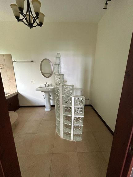 WhatsApp Image 2025-04-11 at 01.56.22_33ce0392