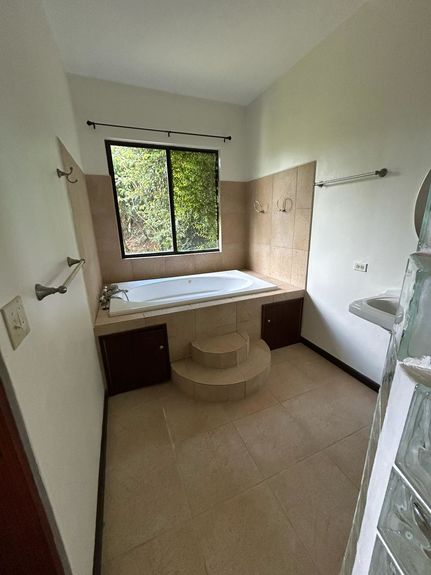 WhatsApp Image 2025-04-11 at 01.56.22_7728c97d