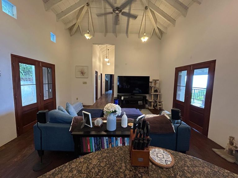 4e28de46-c5d3-42d5-9bd1-789fc1ef9925