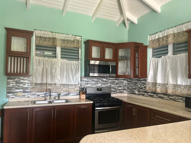 WhatsApp Image 2025-09-17 at 22.56.01_26002570