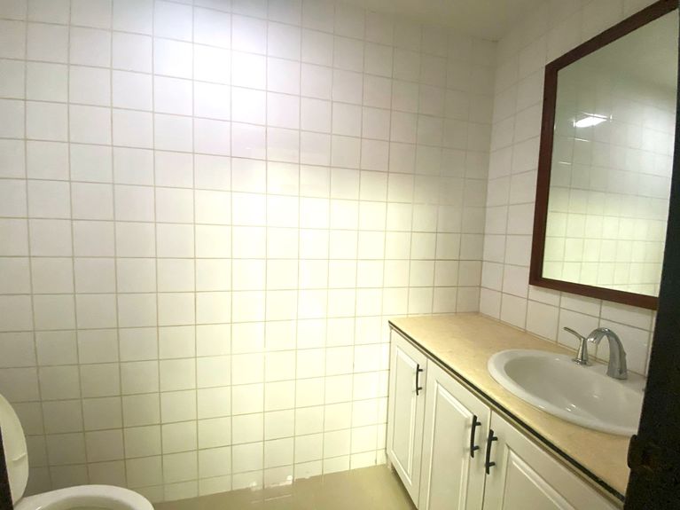 WhatsApp Image 2025-12-03 at 00.53.09_5334c31d