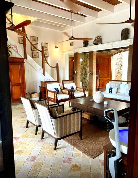 WhatsApp Image 2025-12-17 at 8.40.34 PMqq