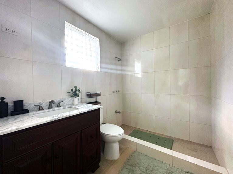 WhatsApp Image 2026-01-10 at 6.22.44 AMqq