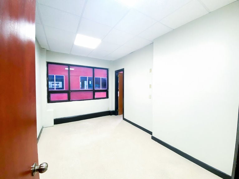 WhatsApp Image 2025-12-03 at 00.53.10_4b8d7461