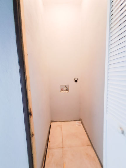 Baughers Bay - Laundry Room