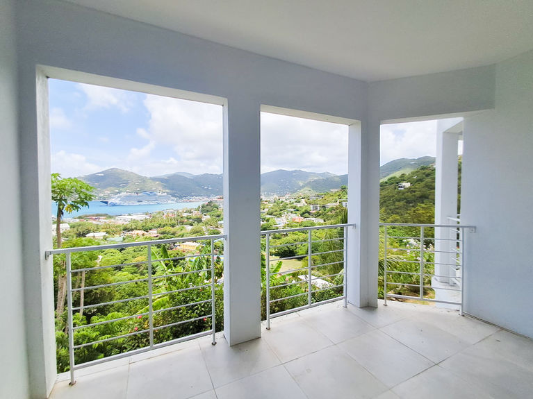 Baughers Bay - Porch