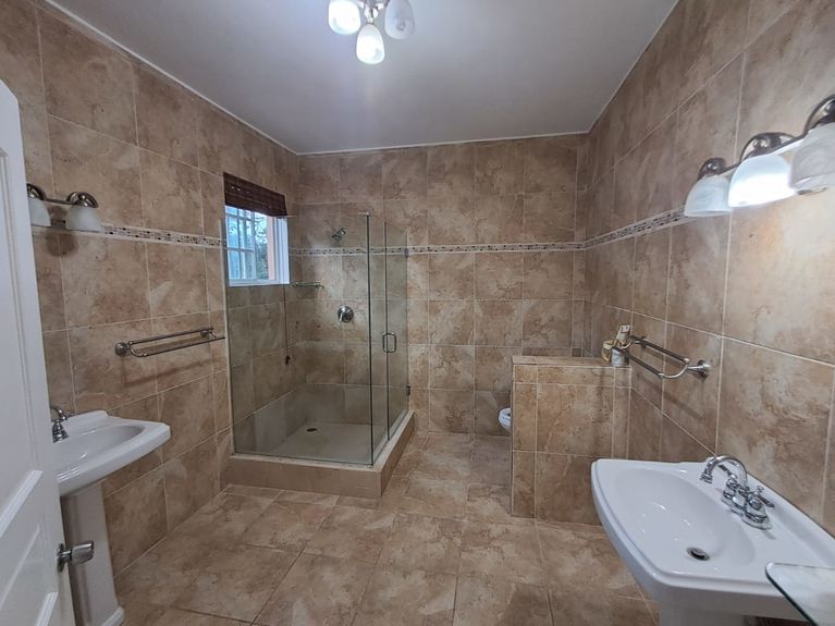 Chalwell Estate - Master Ensuite