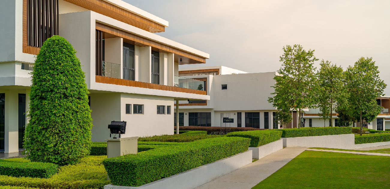 Luxury Real Estate Prices Soared to New …