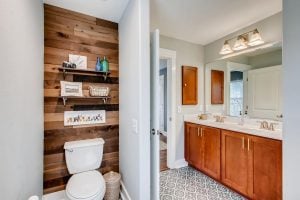 1601 Miriam Avenue Suite 300-large-022-032-2nd Floor Master Bathroom-1500×1000-72dpi