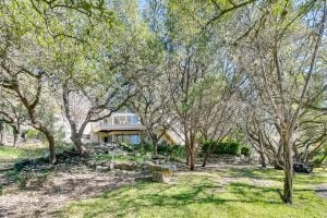 905 Challenger Lakeway TX-large-042-042-Back Yard-1500×1000-72dpi