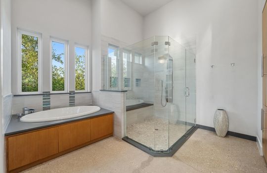 4004_Sugarloaf_Drive_0026