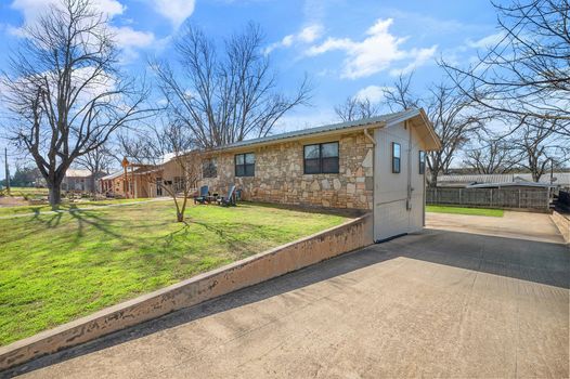 003-458473-209 E Travis20240226_0003_13122711