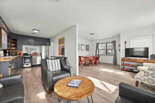 006-458473-209 E Travis20240226_0006_13122719