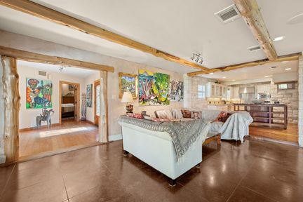 3911_Lago_Vista_Drive_0016