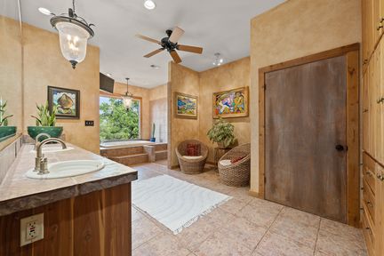 3911_Lago_Vista_Drive_0030