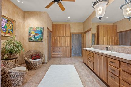 3911_Lago_Vista_Drive_0032