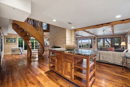 3911_Lago_Vista_Drive_0054