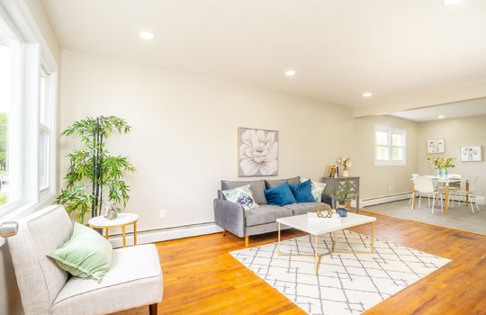 2000 Price St. 6