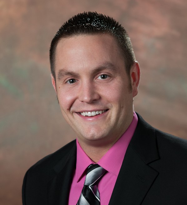 Michael_Thomas_headshot