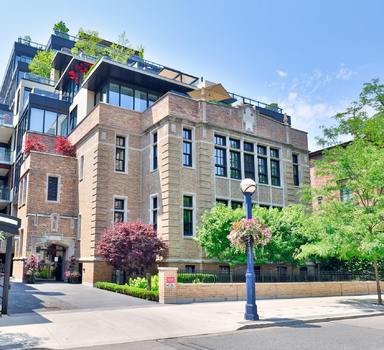 36-hazelton-ave-exterior-shot-toronto=yorkville-min