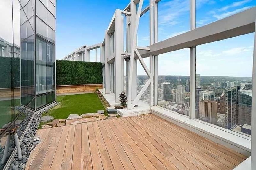 Shangri-La Toronto Penthouse 2 &#8211; Toronto Luxury Real Estate &#8211; 35