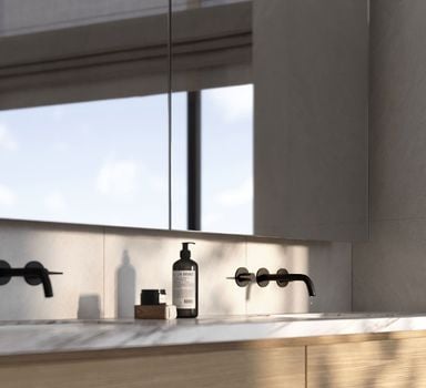 Ensuite Vanity Vignette-min