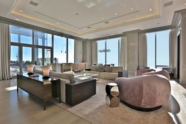 week-yorkville0608re03 (1)-min