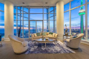 10 York St Penthouse &#8211; Ten York Penthouse &#8211; PH10 &#8211; Listing For Sale Toronto &#8211; Saul Sanchez &#8211; Luxury Real Estate &#8211; 00016-min