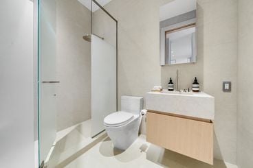 10 Bellair St #2402 Yorkville &#8211; 23