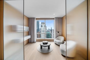 10 Bellair St #2402 Yorkville &#8211; 3