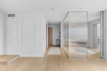 10 Bellair St #2402 Yorkville &#8211; 4