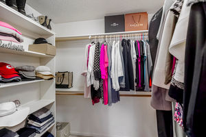 15404SALCANST18_
