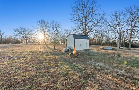 24761 Willow Branch, Flemington, MO