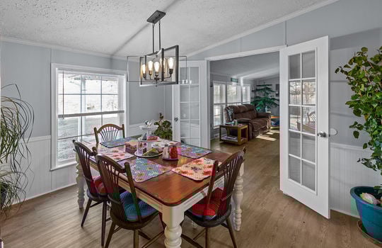 24761 Willow Branch, Flemington, MO