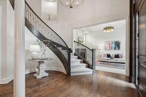 05-16200 Barton St