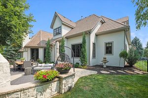 09-12710 W 160th Terrace