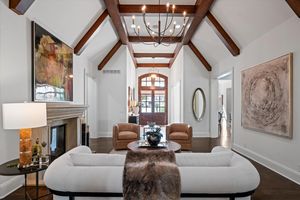 06-12710 W 160th Terrace