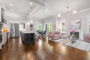 09-12710 W 160th Terrace