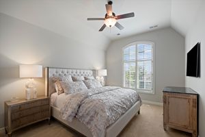 36-12710 W 160th Terrace