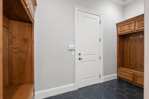 61-12710 W 160th Terrace