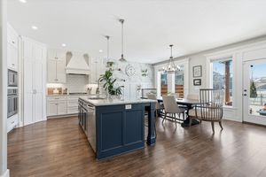 16-3904 SW Stoney Brook Dr