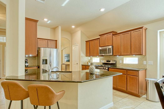 8831 Winchester Way San-large-010-003-Kitchen-1500&#215;1000-72dpi