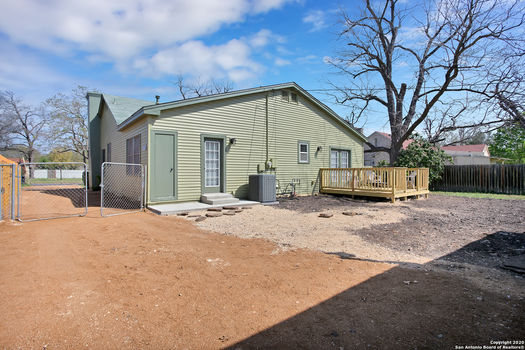 HD_1584155129137_274_Hermine_Blvd___Gina_Garcia__24_