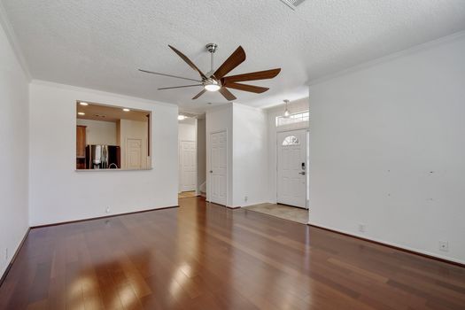 2527 Grayson Cir_004_11620625