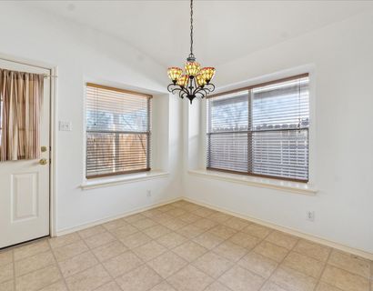 05-9619-Single-Spur-San-Antonio-TX-78254-WindowStill-29