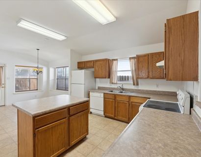 09-9619-Single-Spur-San-Antonio-TX-78254-WindowStill-24