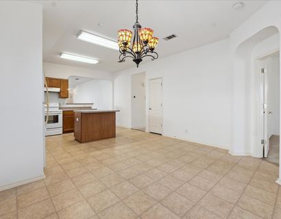 15-9619-Single-Spur-San-Antonio-TX-78254-WindowStill-30