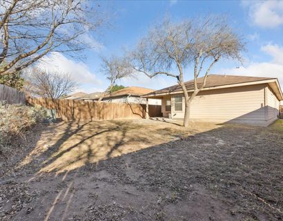 31-9619-Single-Spur-San-Antonio-TX-78254-WindowStill-17