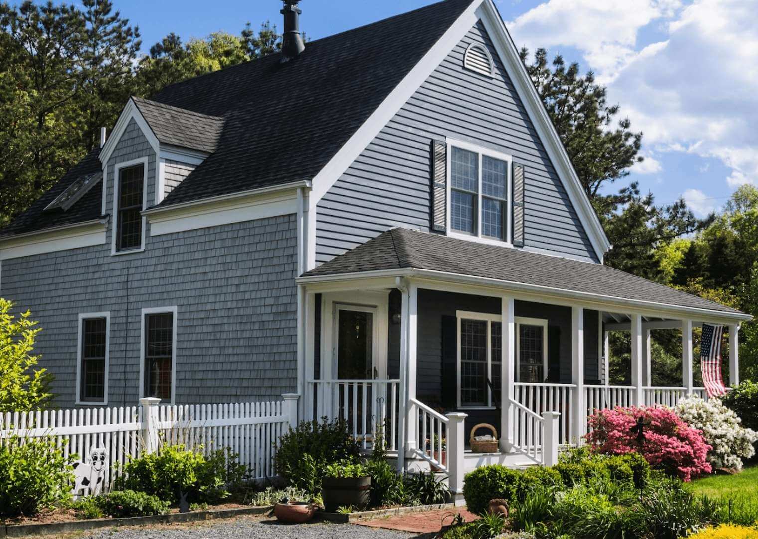 There are also new, architect-designed Cape homes across the Valley. They typically include key features of the Cape Cod style with modern exterior touches and luxurious interiors.
